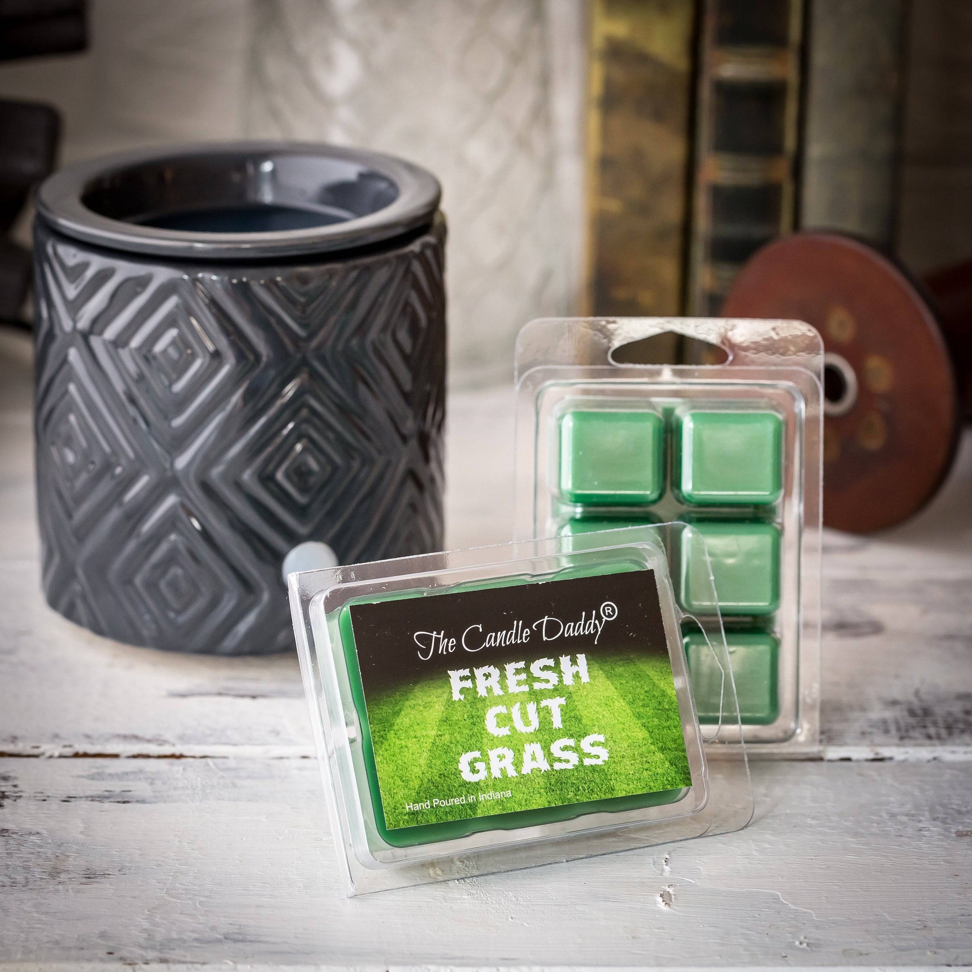 5 Pack - Fresh Cut Grass Scented Wax Melt - 2 Ounces x 5 Packs = 10 Ounces - The Candle Daddy